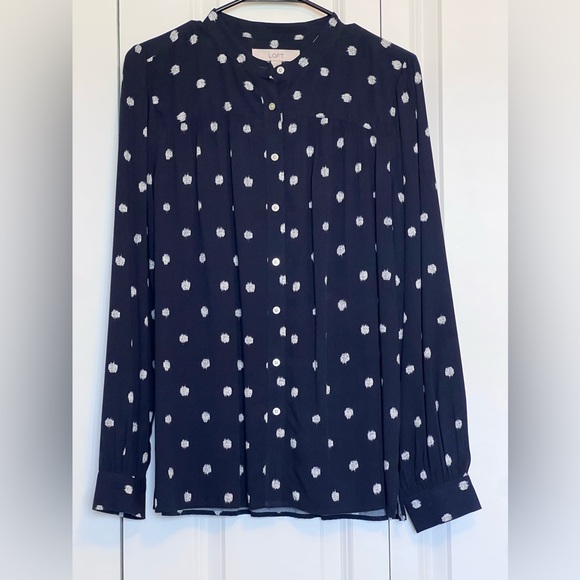 LOFT Tops - Loft Navy blue and white long sleeve button down blouse